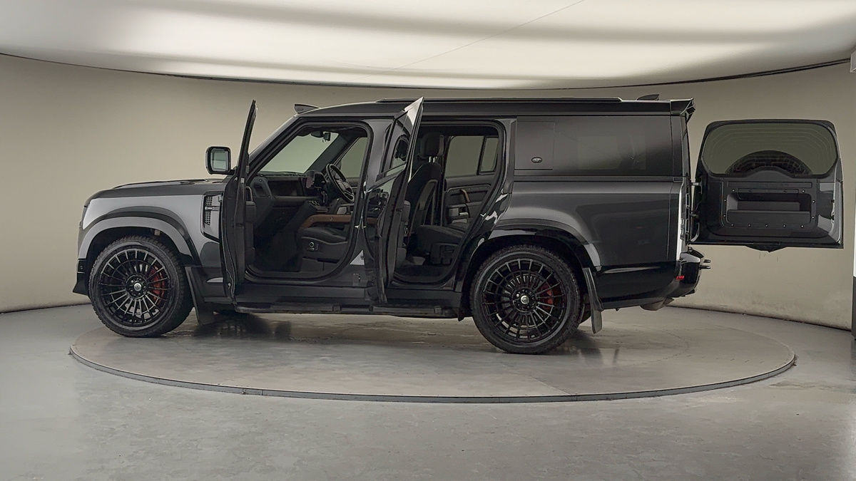 Used Land Rover Defender 130 2022 for sale - 77668178: Photo 51