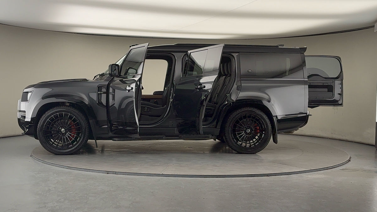 Used Land Rover Defender 130 2022 for sale - 77668178: Photo 52