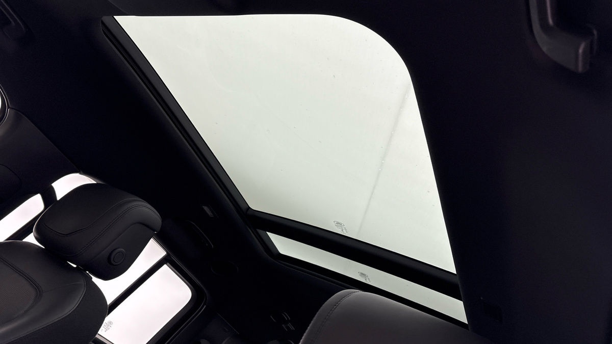 Used Land Rover Defender 130 2022 for sale - 77668178: Photo 6