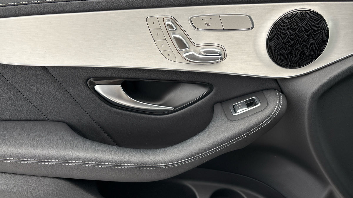 Used Mercedes-Benz GLC 2022 for sale - 76784684: Photo 19