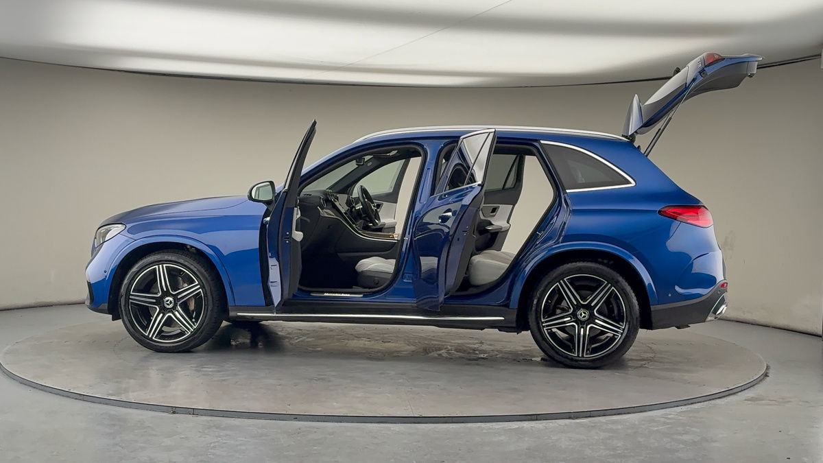 Used Mercedes-Benz GLC 2023 for sale - 77609655: Photo 46