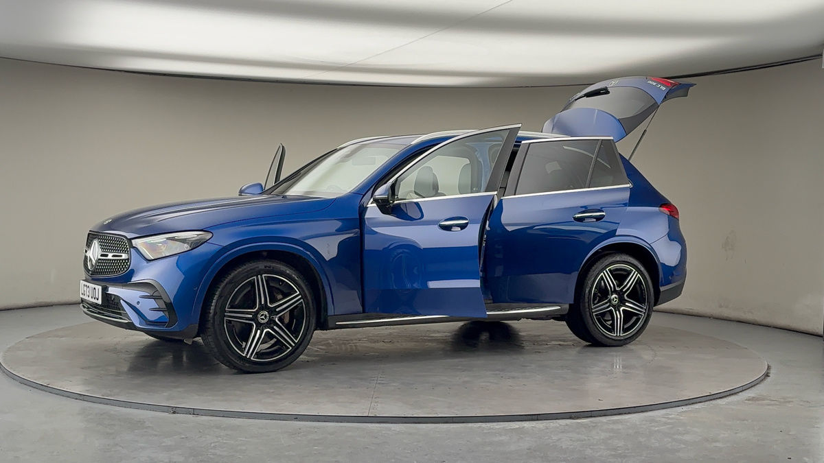 Used Mercedes-Benz GLC 2023 for sale - 77609655: Photo 48