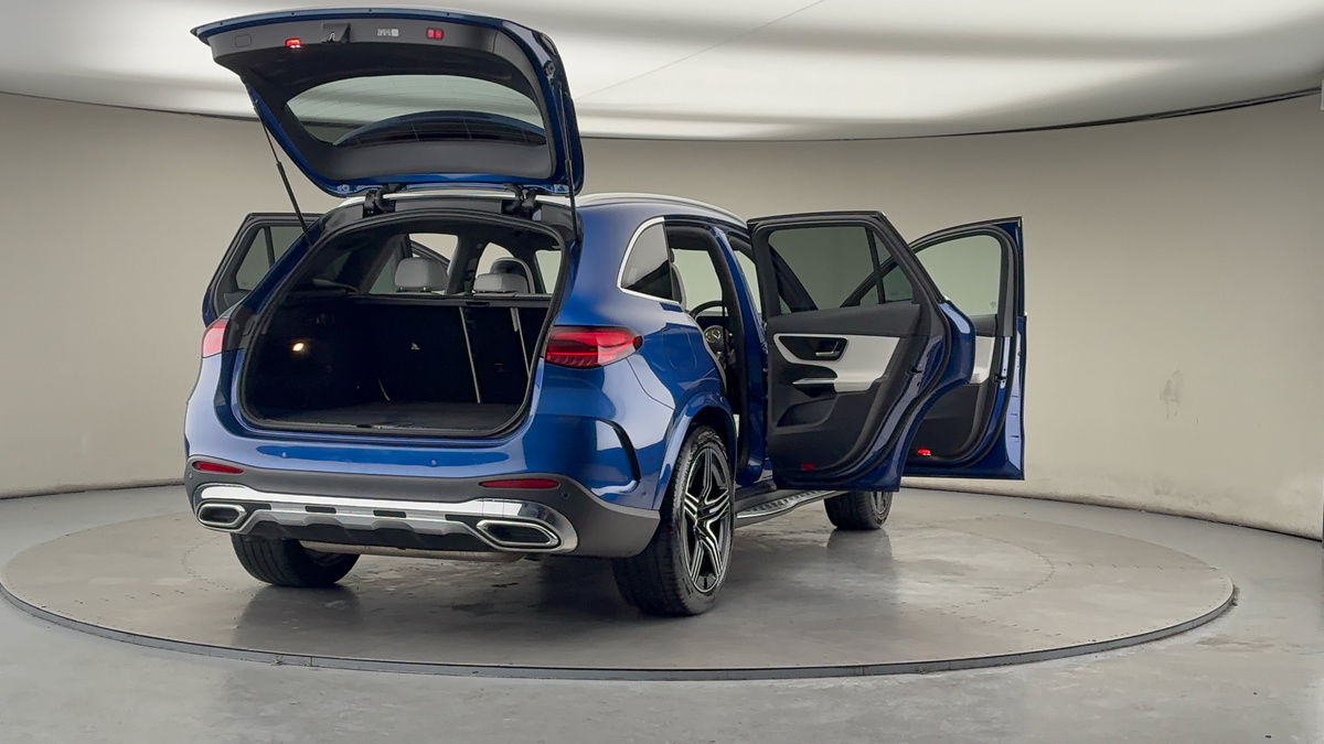 Used Mercedes-Benz GLC 2023 for sale - 77609655: Photo 59