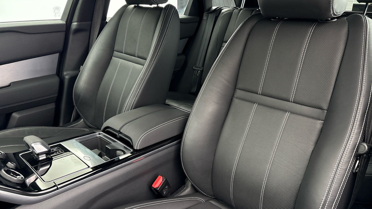 Used Land Rover Range Rover Velar 2022 for sale - 76536388: Photo 7