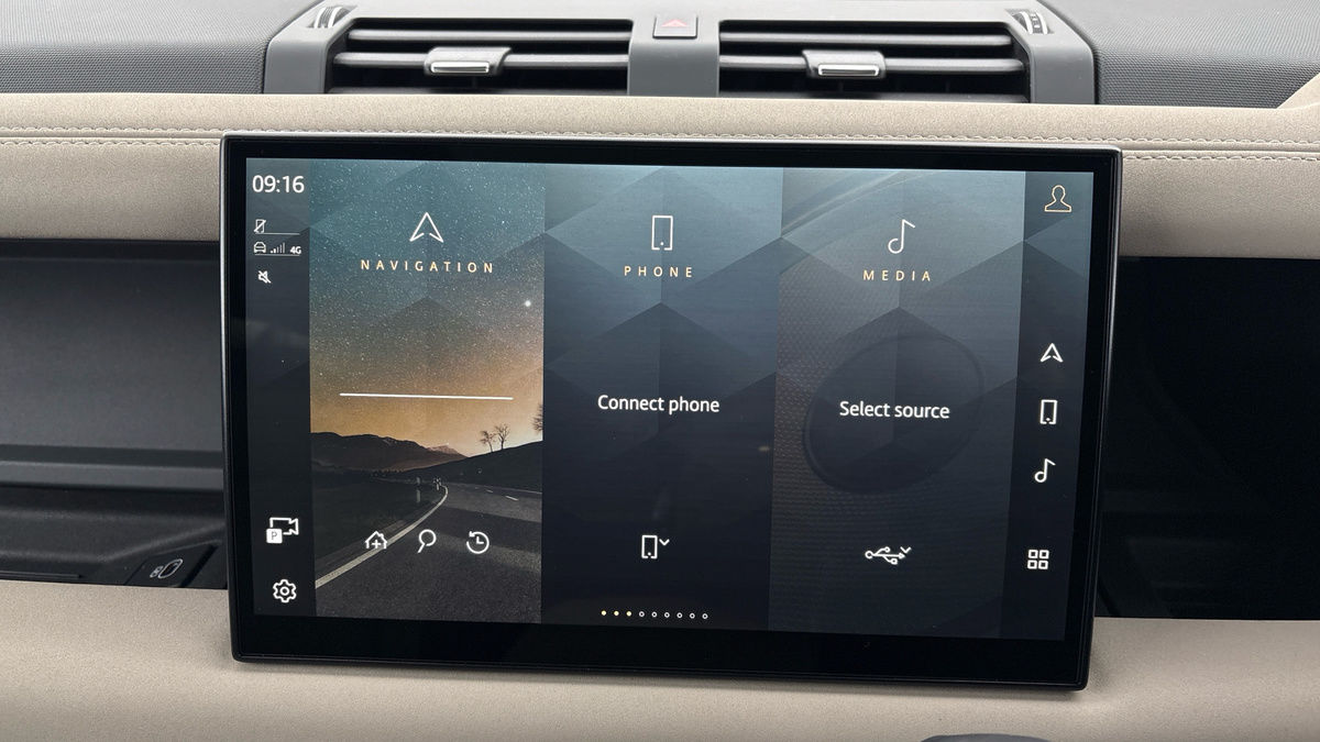 Used Land Rover Defender 130 2023 for sale - 76081594: Photo 17