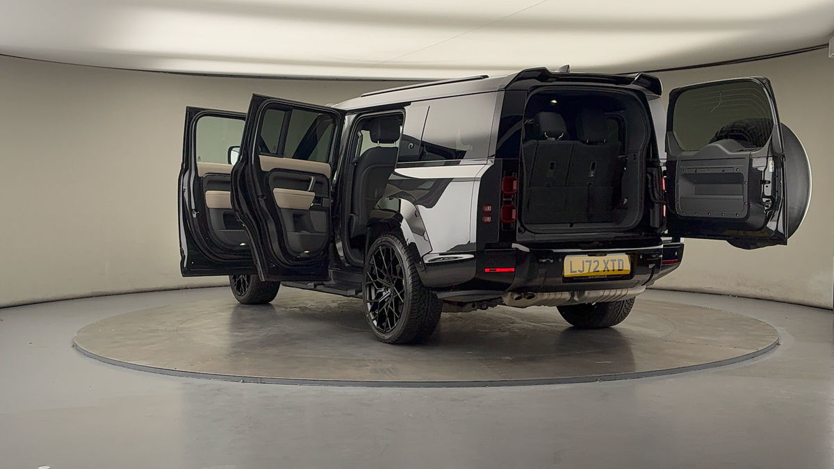 Used Land Rover Defender 130 2023 for sale - 76081594: Photo 23