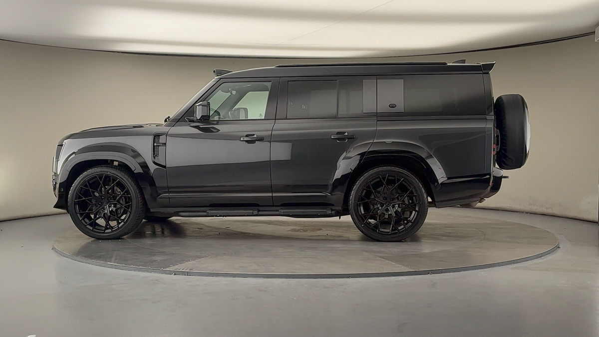 Used Land Rover Defender 130 2023 for sale - 76081594: Photo 34