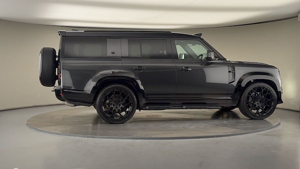 Used Land Rover Defender 130 2023 for sale - 76081594: Photo 44