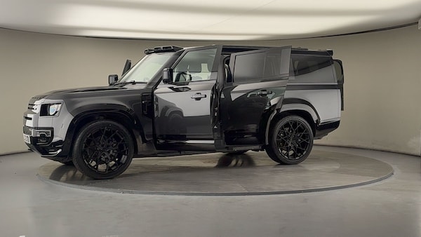Used Land Rover Defender 130 2023 for sale - 76081594: Photo 55