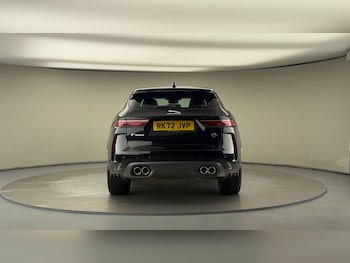 Used Jaguar F-Pace 2022 for sale - 76304641: Photo