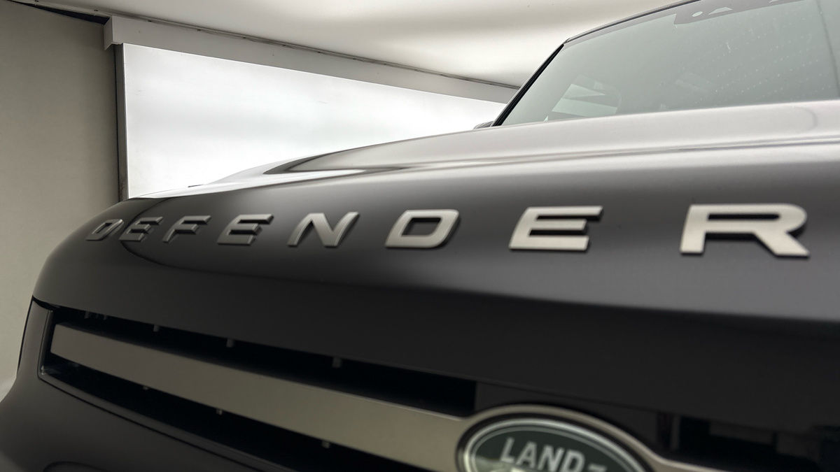Used Land Rover Defender 90 2024 for sale - 76630370: Photo 24