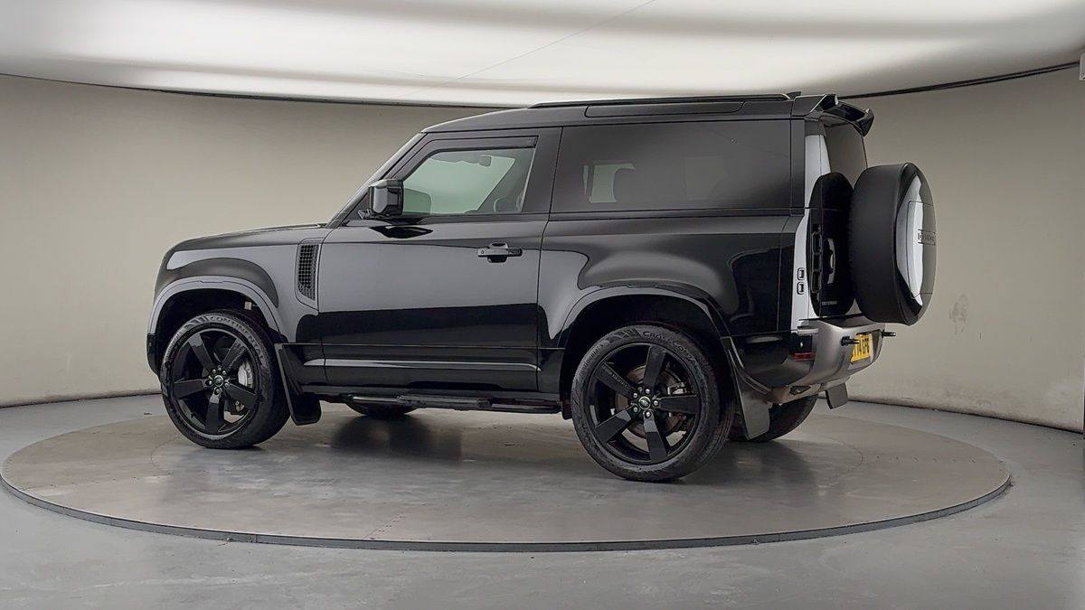 Used Land Rover Defender 90 2024 for sale - 76630370: Photo 27