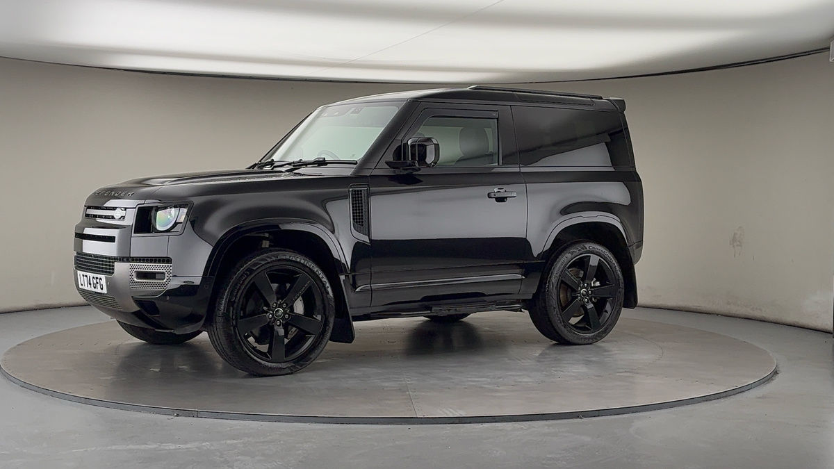 Used Land Rover Defender 90 2024 for sale - 76630370: Photo 30