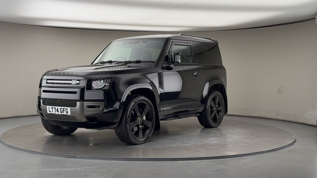 Used Land Rover Defender 90 2024 for sale - 76630370: Photo 31