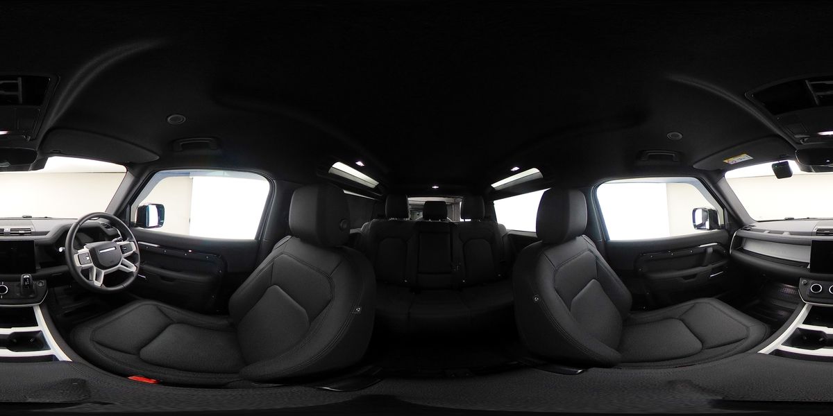 Used Land Rover Defender 90 2024 for sale - 76630370: Photo 45