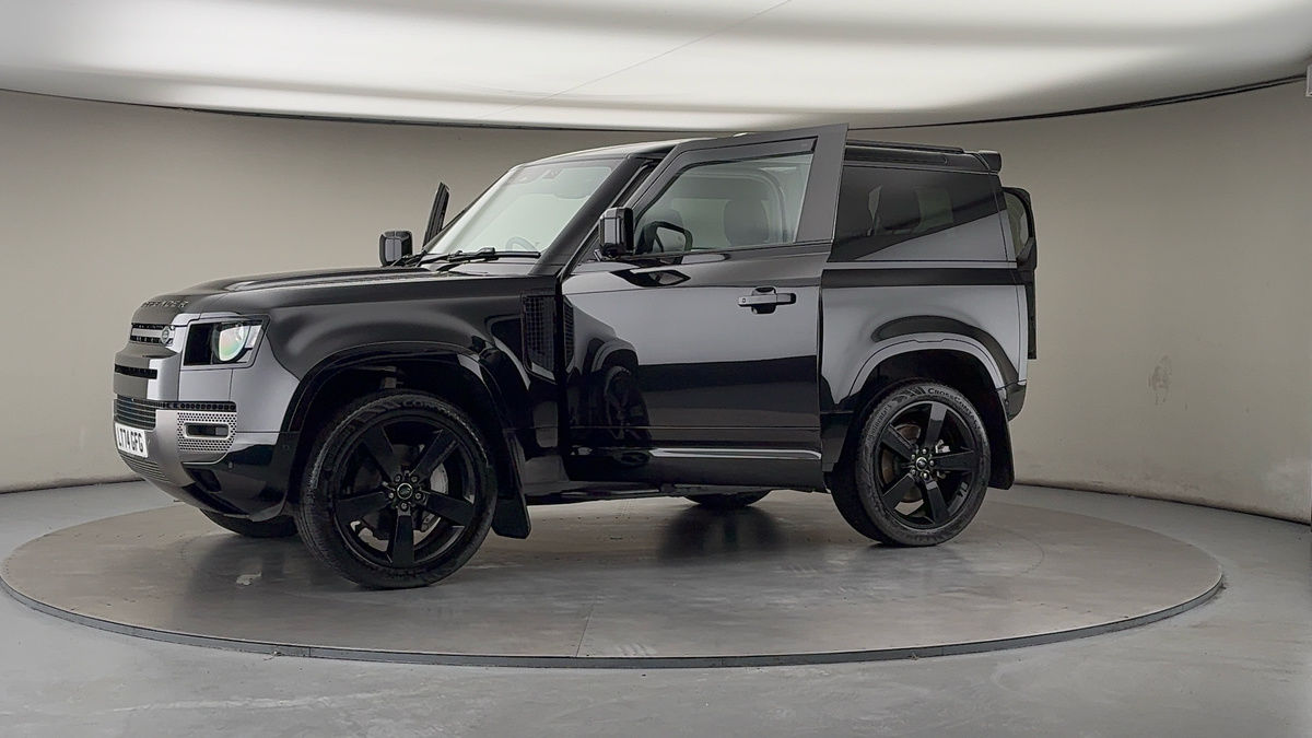 Used Land Rover Defender 90 2024 for sale - 76630370: Photo 49