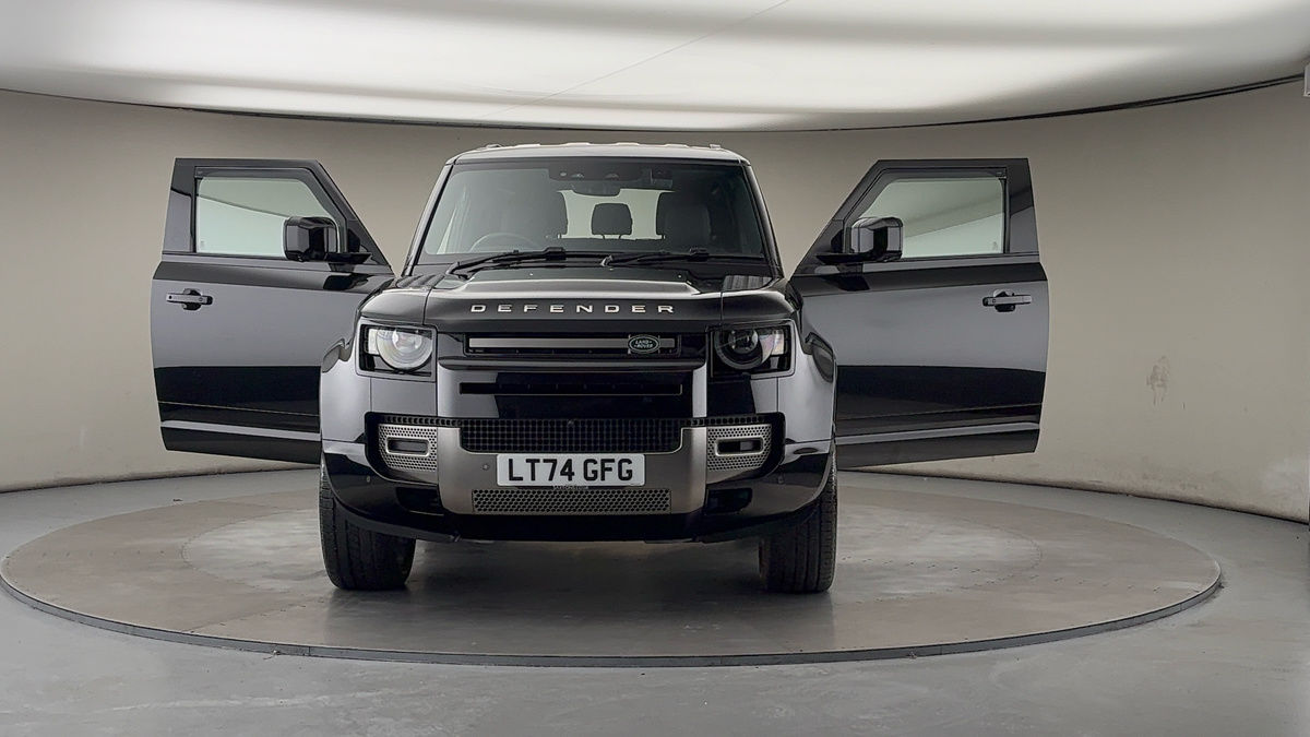 Used Land Rover Defender 90 2024 for sale - 76630370: Photo 52