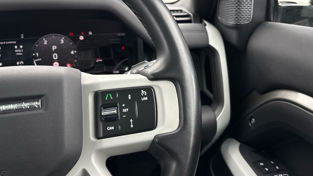 Used Land Rover Defender 110 2023 for sale - 76559618: Photo 14