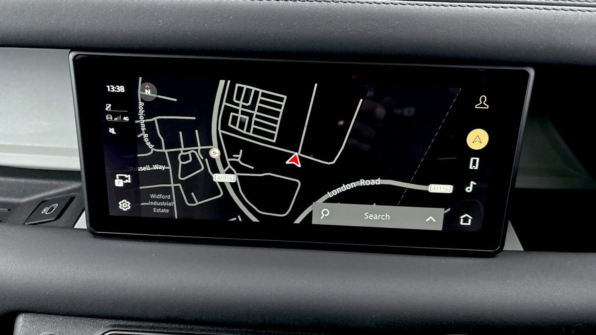 Used Land Rover Defender 110 2023 for sale - 76559618: Photo 17