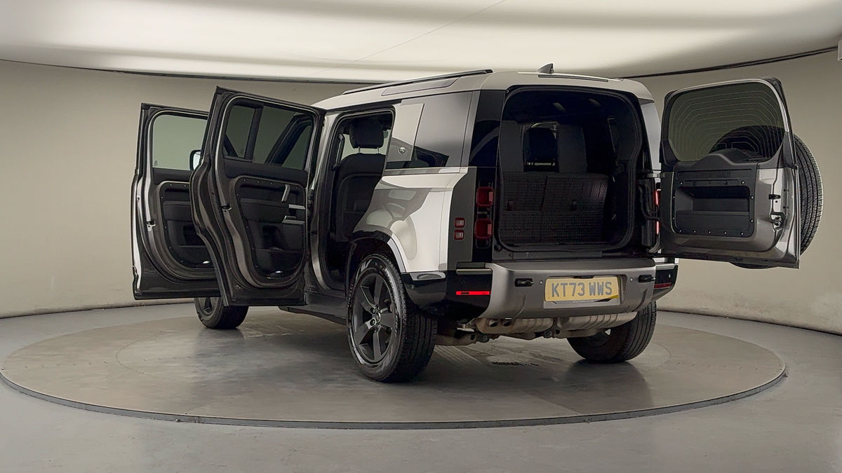 Used Land Rover Defender 110 2023 for sale - 76559618: Photo 23