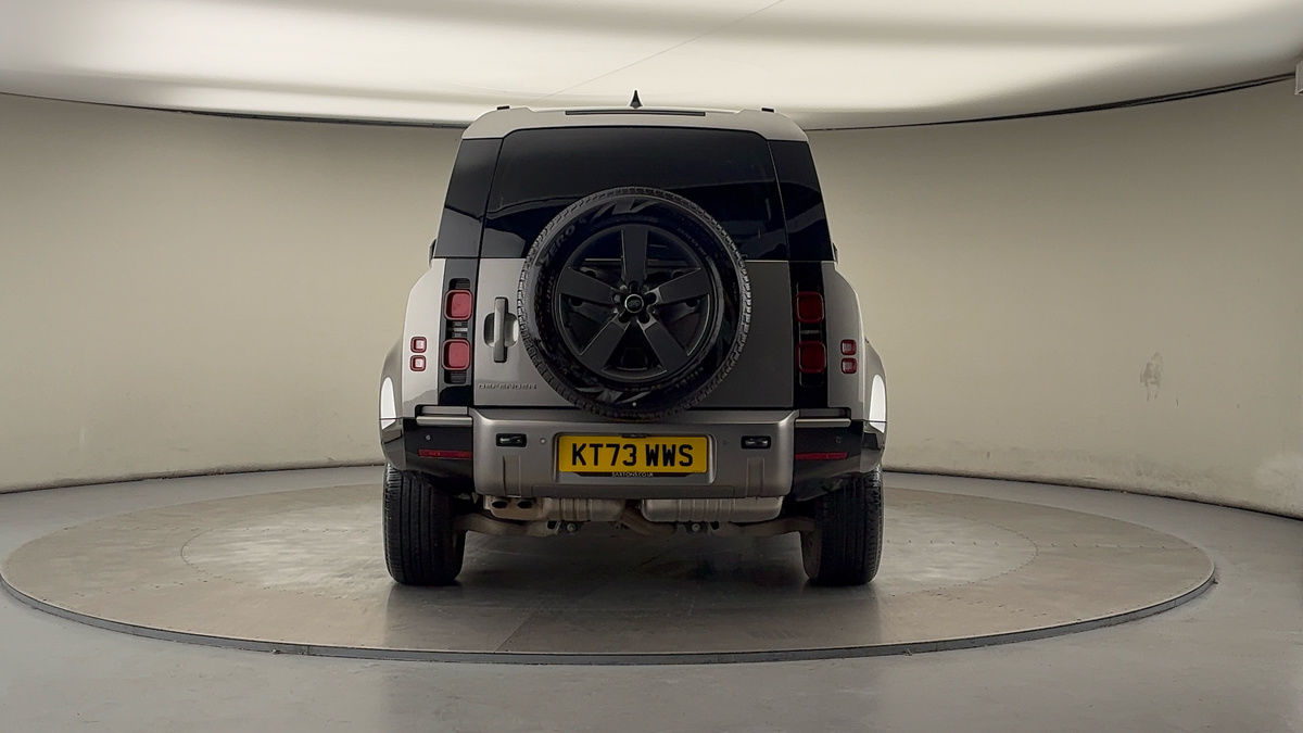 Used Land Rover Defender 110 2023 for sale - 76559618: Photo 4
