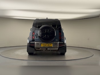 Used Land Rover Defender 90 2021 for sale - 76686929: Photo