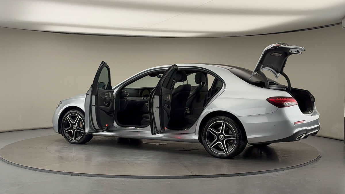 Used Mercedes-Benz E Class 2021 for sale - 76630347: Photo 45