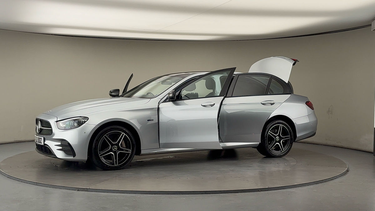 Used Mercedes-Benz E Class 2021 for sale - 76630347: Photo 48