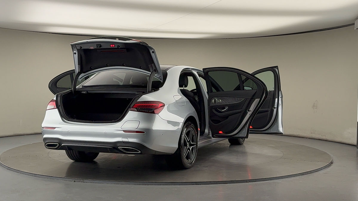 Used Mercedes-Benz E Class 2021 for sale - 76630347: Photo 59