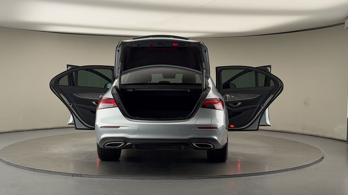 Used Mercedes-Benz E Class 2021 for sale - 76630347: Photo 60