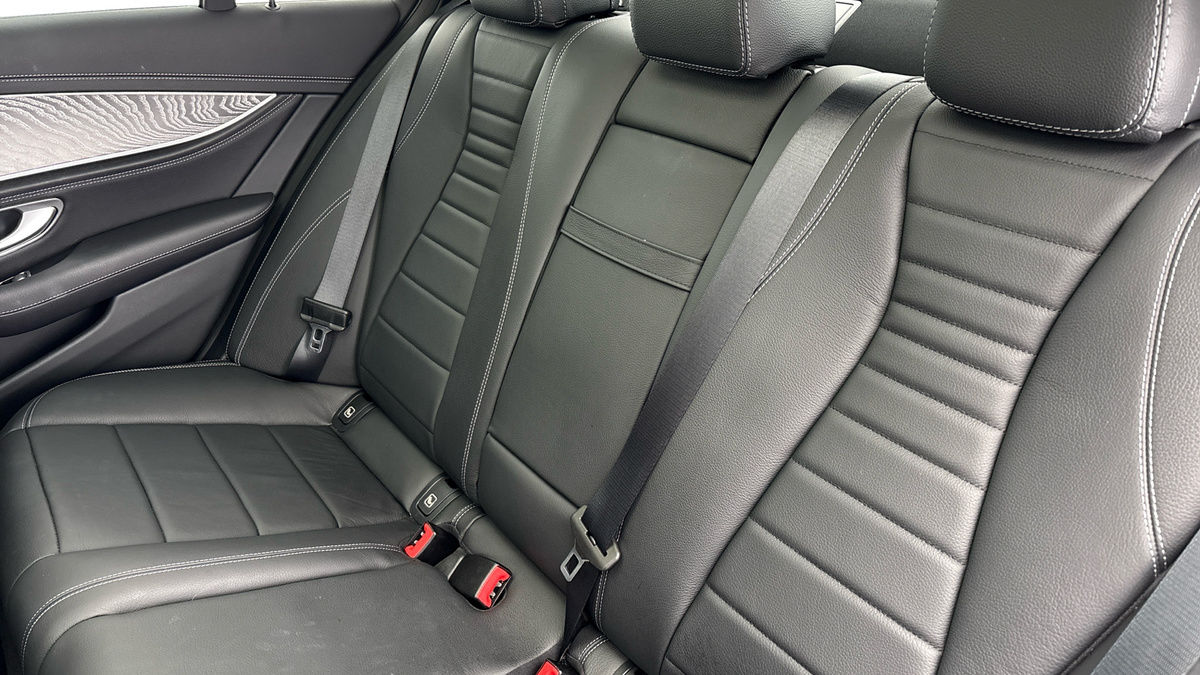 Used Mercedes-Benz E Class 2021 for sale - 76630347: Photo 8