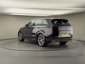 Used Land Rover Range Rover Sport 2024 for sale - 76163825: Photo
