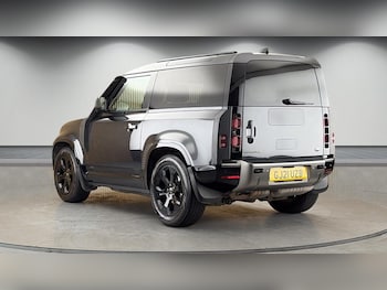 Used Land Rover Defender 2021 for sale - 78638454: Photo