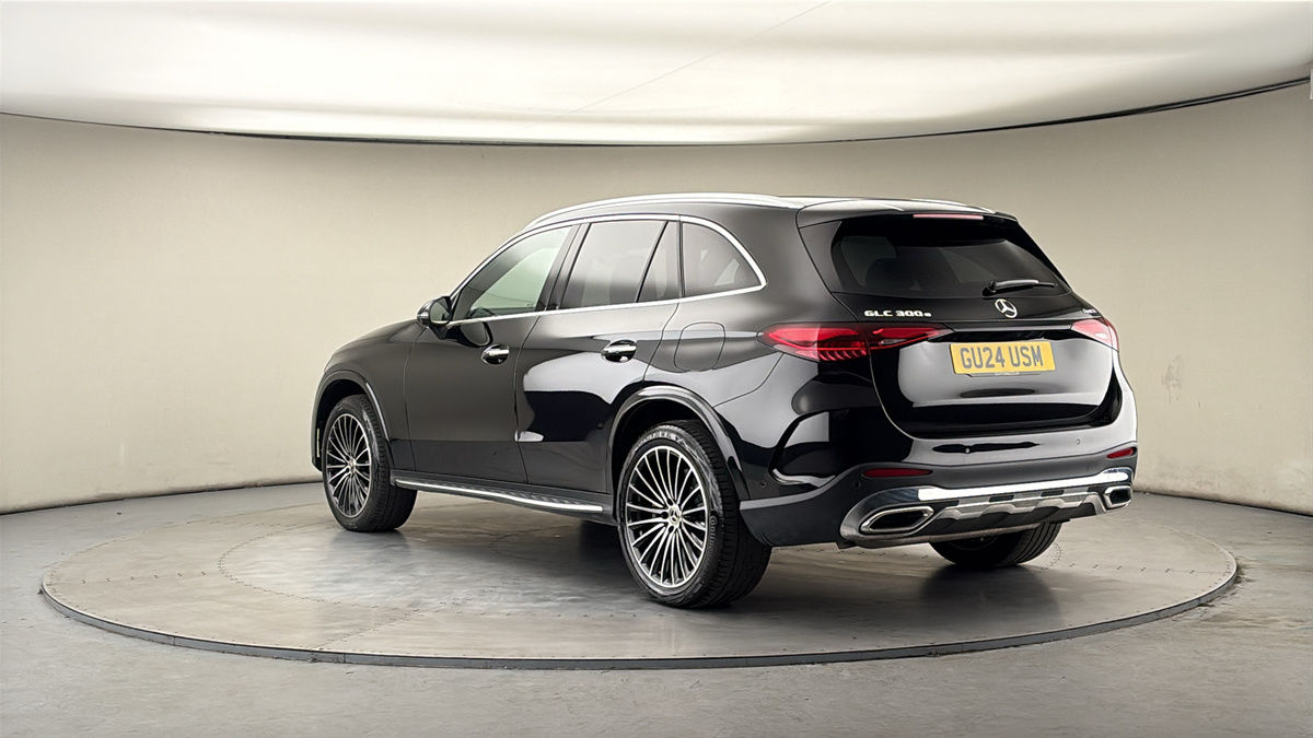 Used Mercedes-Benz GLC 2024 for sale - 78018062: Photo 2