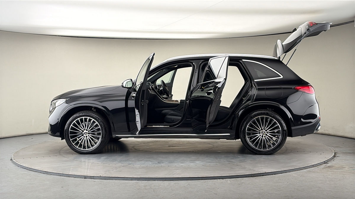 Used Mercedes-Benz GLC 2024 for sale - 78018062: Photo 47