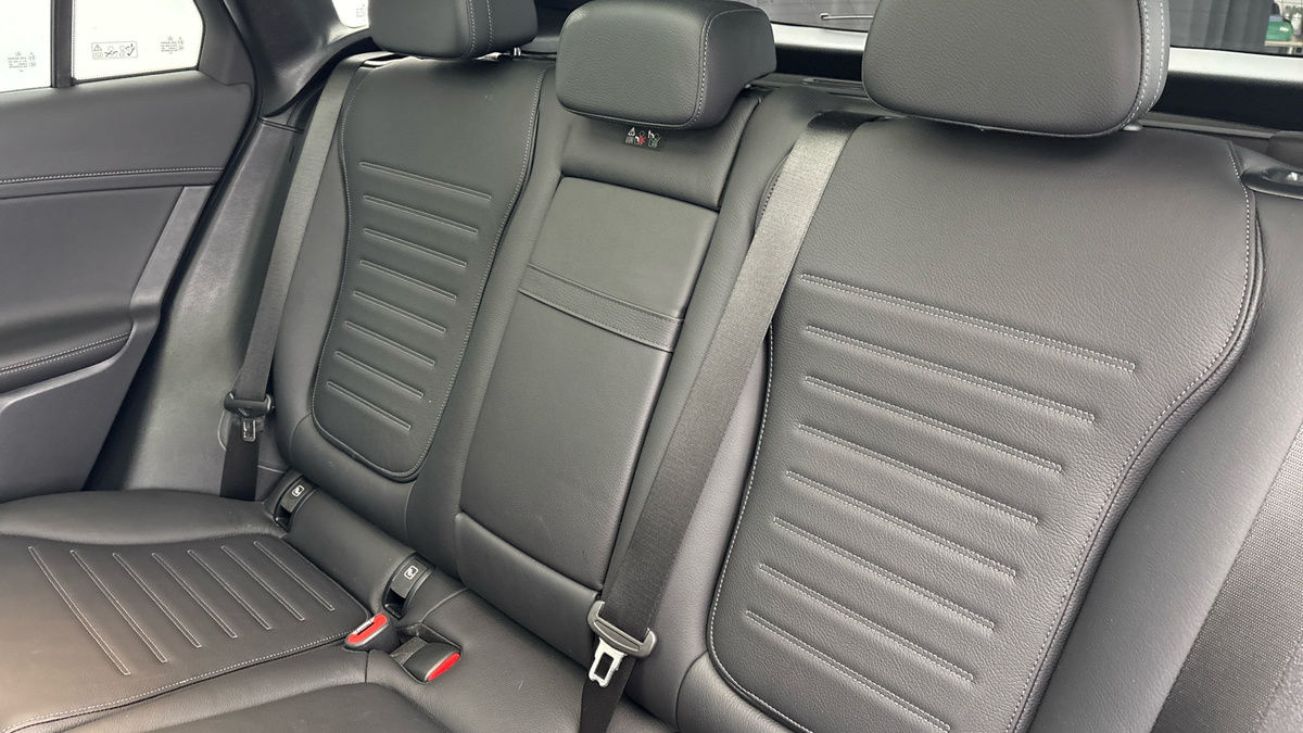 Used Mercedes-Benz GLC 2024 for sale - 78018062: Photo 8