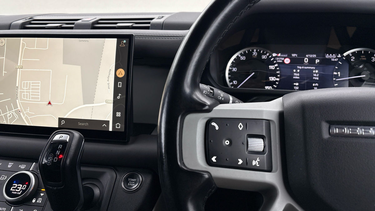 Used Land Rover Defender 110 2023 for sale - 76798985: Photo 13