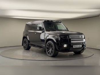 Used Land Rover Defender 110 2023 for sale - 76798985: Photo