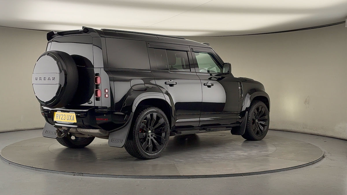 Used Land Rover Defender 110 2023 for sale - 76798985: Photo 21