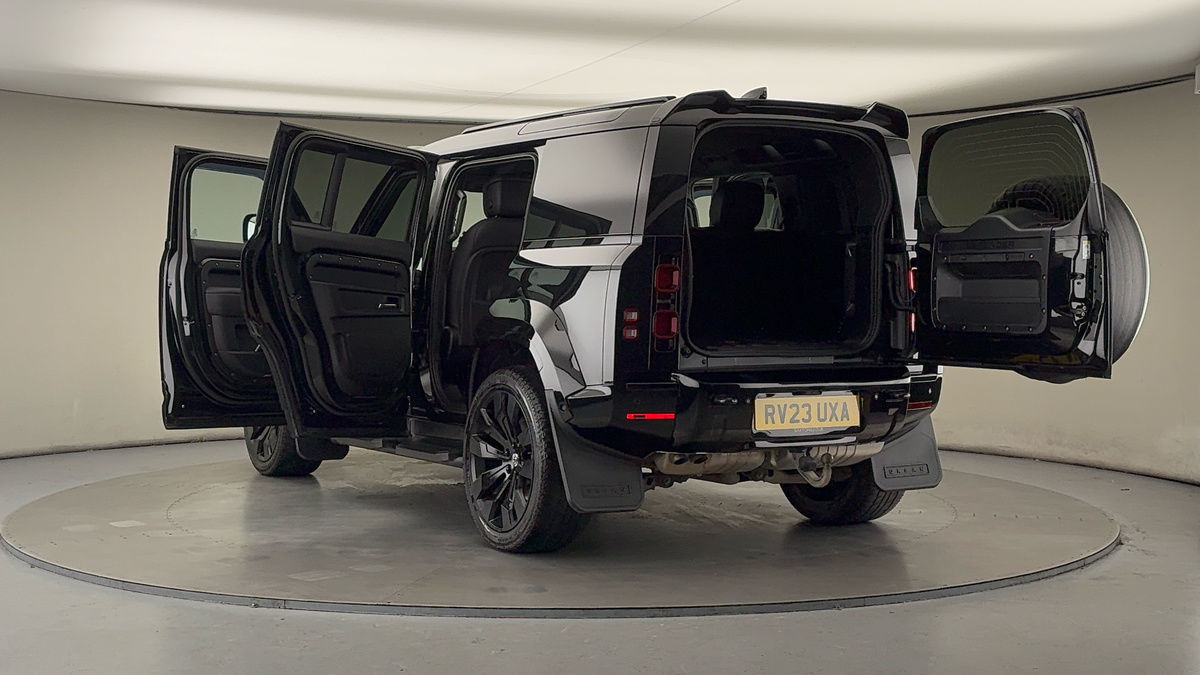 Used Land Rover Defender 110 2023 for sale - 76798985: Photo 23