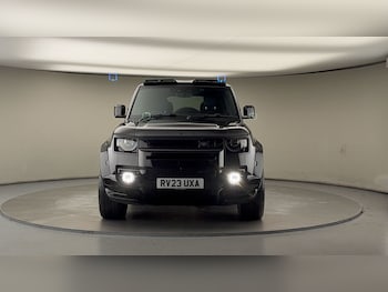 Used Land Rover Defender 110 2023 for sale - 76798985: Photo