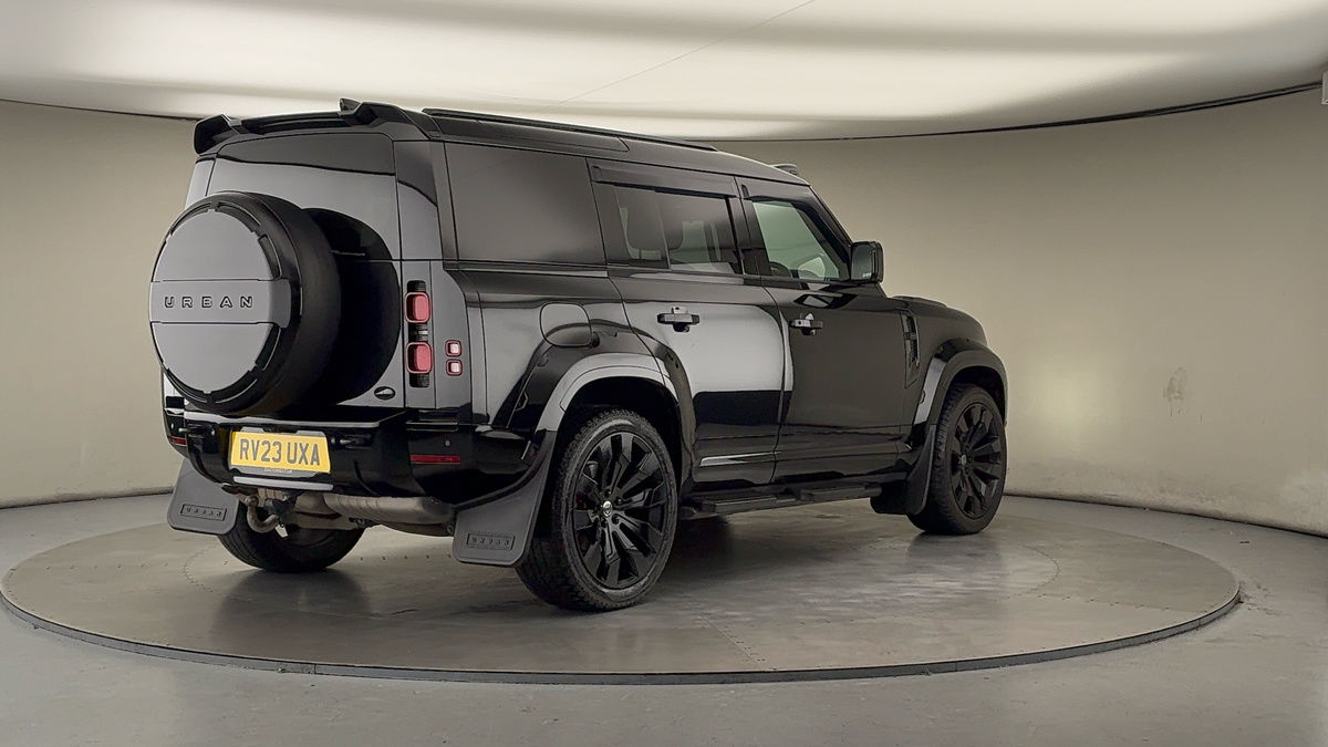 Used Land Rover Defender 110 2023 for sale - 76798985: Photo 42