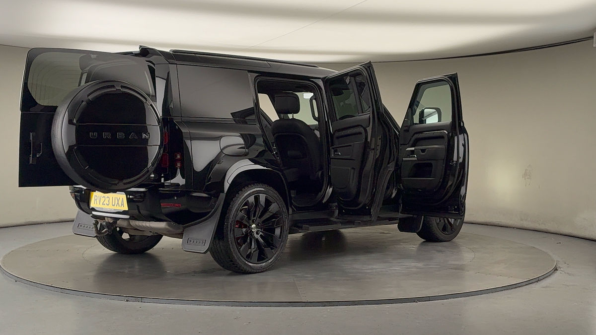 Used Land Rover Defender 110 2023 for sale - 76798985: Photo 61