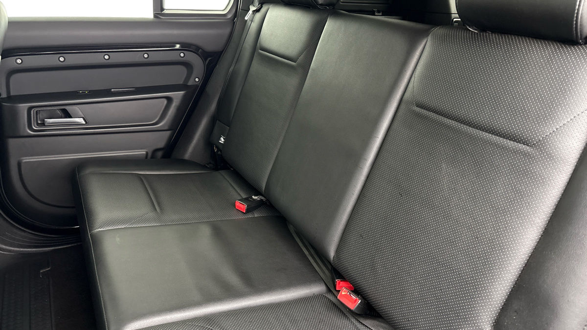 Used Land Rover Defender 110 2023 for sale - 76798985: Photo 8