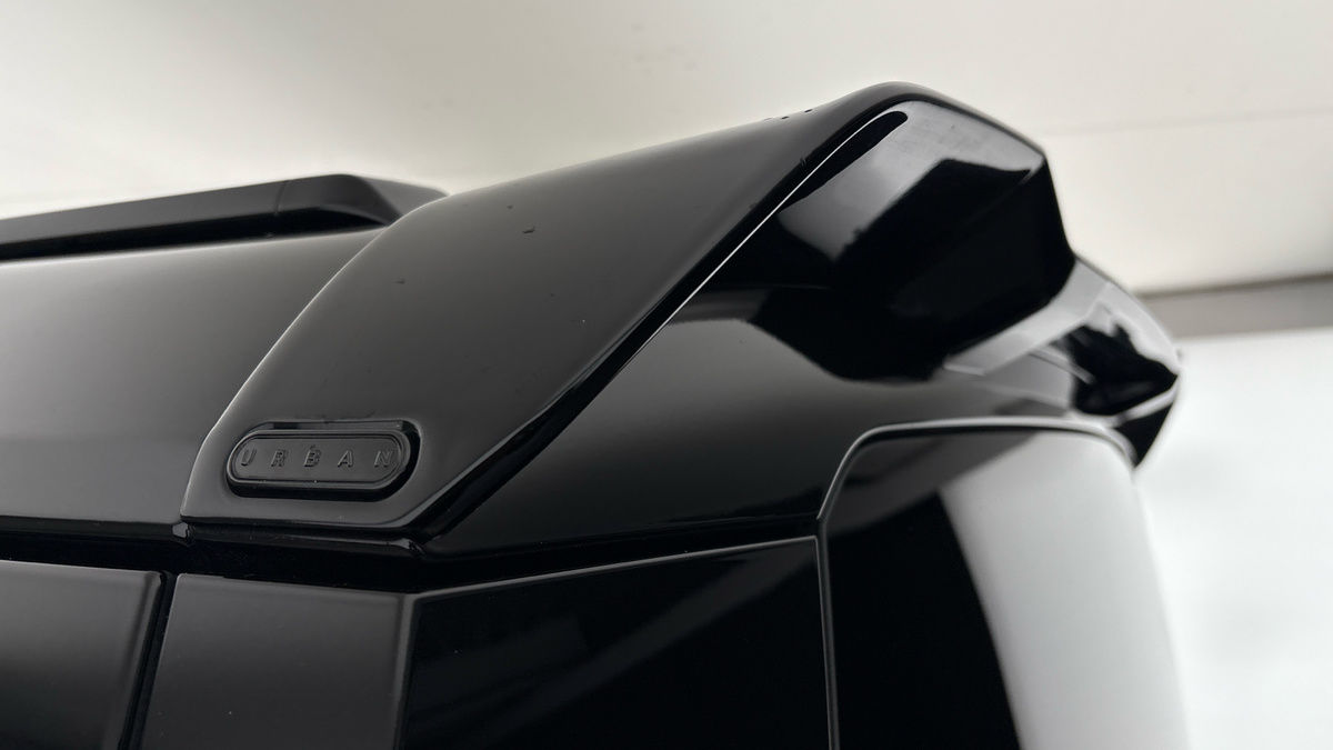 Used Land Rover Defender 110 2023 for sale - 76798985: Photo 9