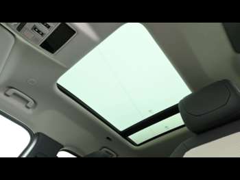 Used Land Rover Defender 110 2024 for sale - 74438698: Photo