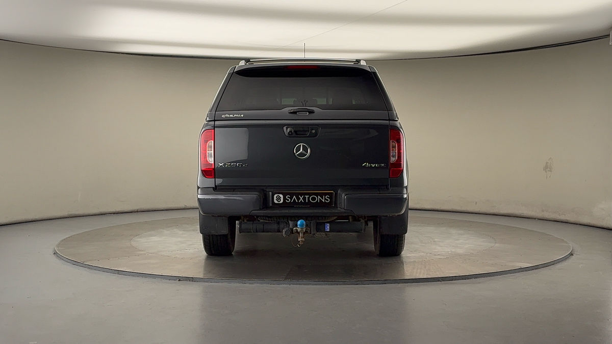 Used Mercedes-Benz X Class 2019 for sale - 76368747: Photo 4