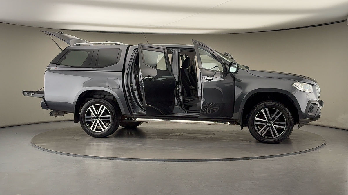 Used Mercedes-Benz X Class 2019 for sale - 76368747: Photo 55