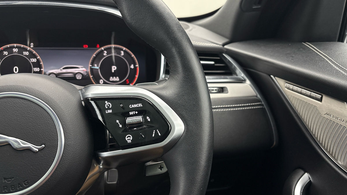 Used Jaguar F-Pace 2023 for sale - 76280694: Photo 14