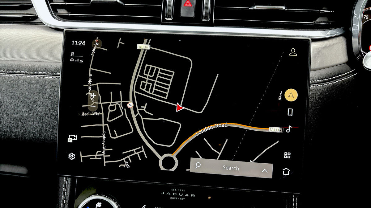 Used Jaguar F-Pace 2023 for sale - 76280694: Photo 17